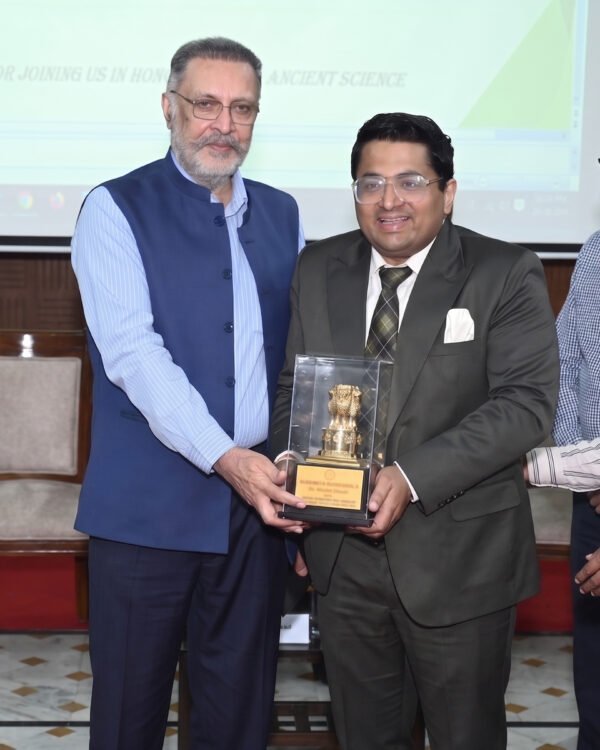 Dr Vivek Ahuja with Dr Balbir Singh